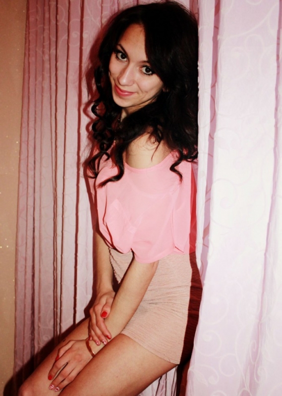 Динуля, 22 года